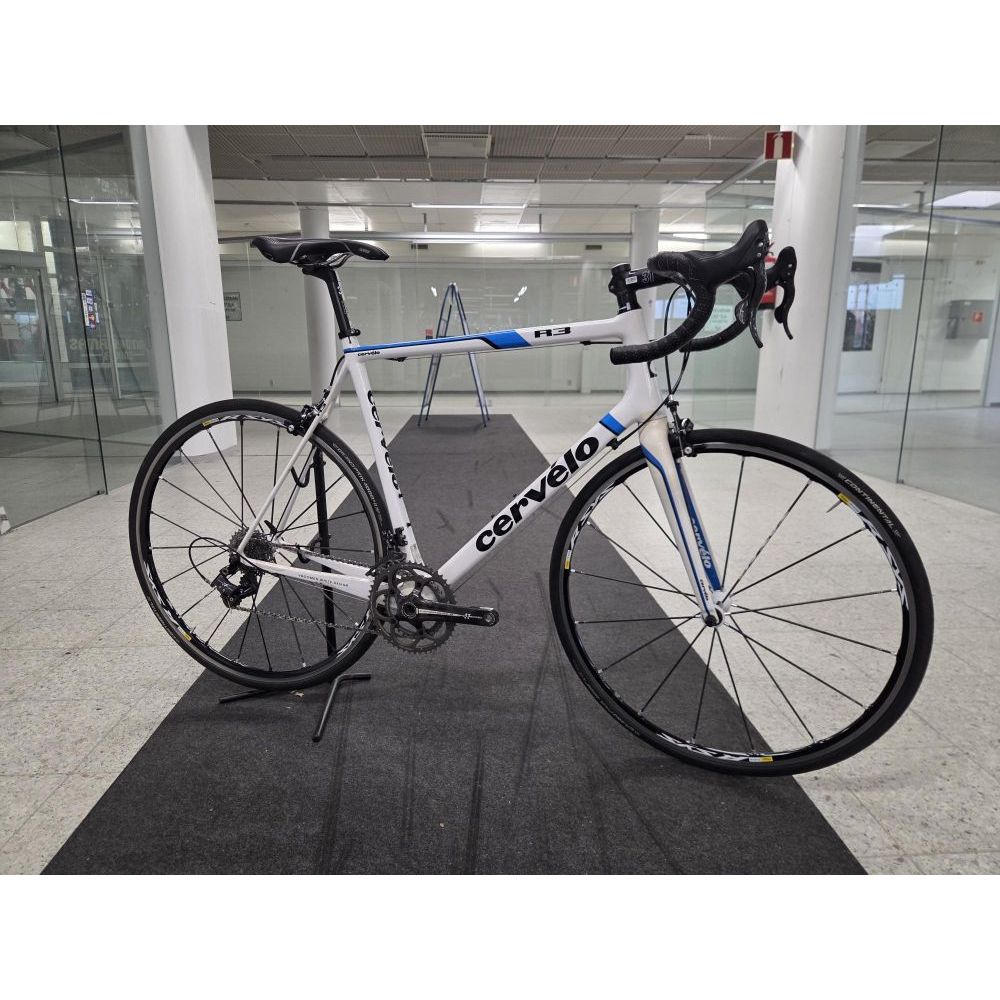 Cervelo R3 58cm (6.9kg) maantiepyörä käytetty