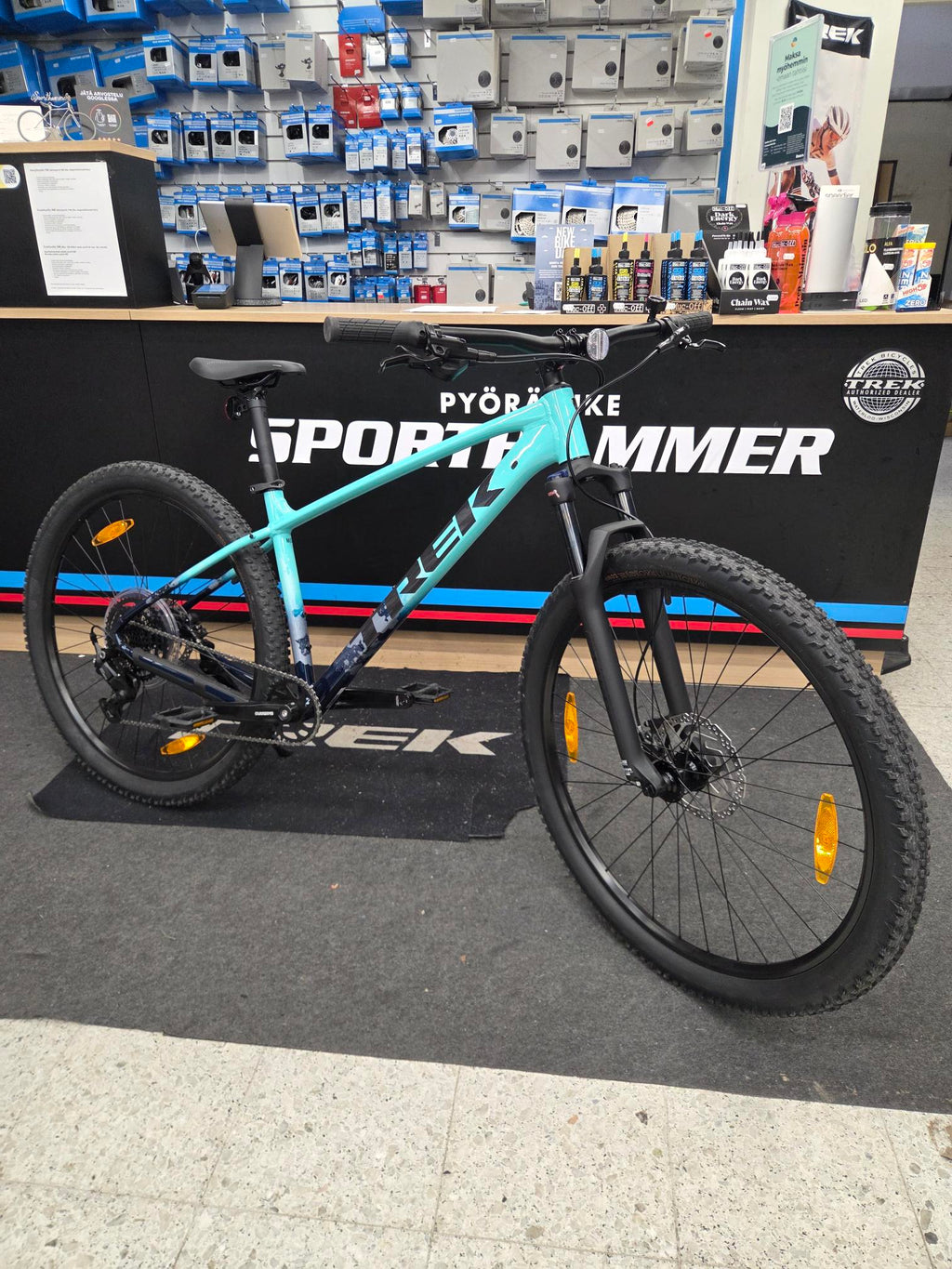 Trek Marlin 5 Gen 3 M/L käytetty (ajettu 50km)