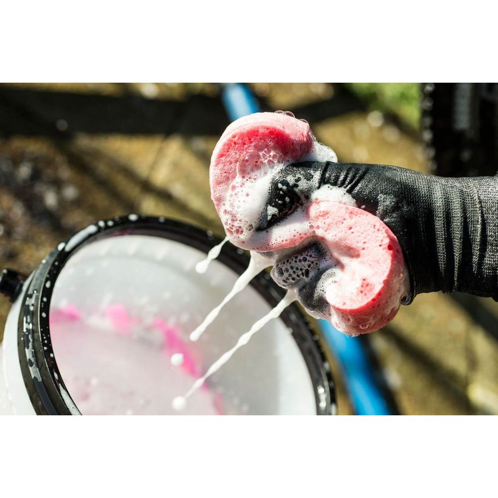Muc-Off Expanding Microcell Sponge 2