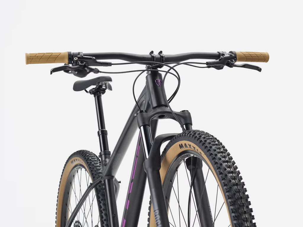 Trek Marlin 7 Gen 3 (2026) - Matte Dark Web/Clear Gloss