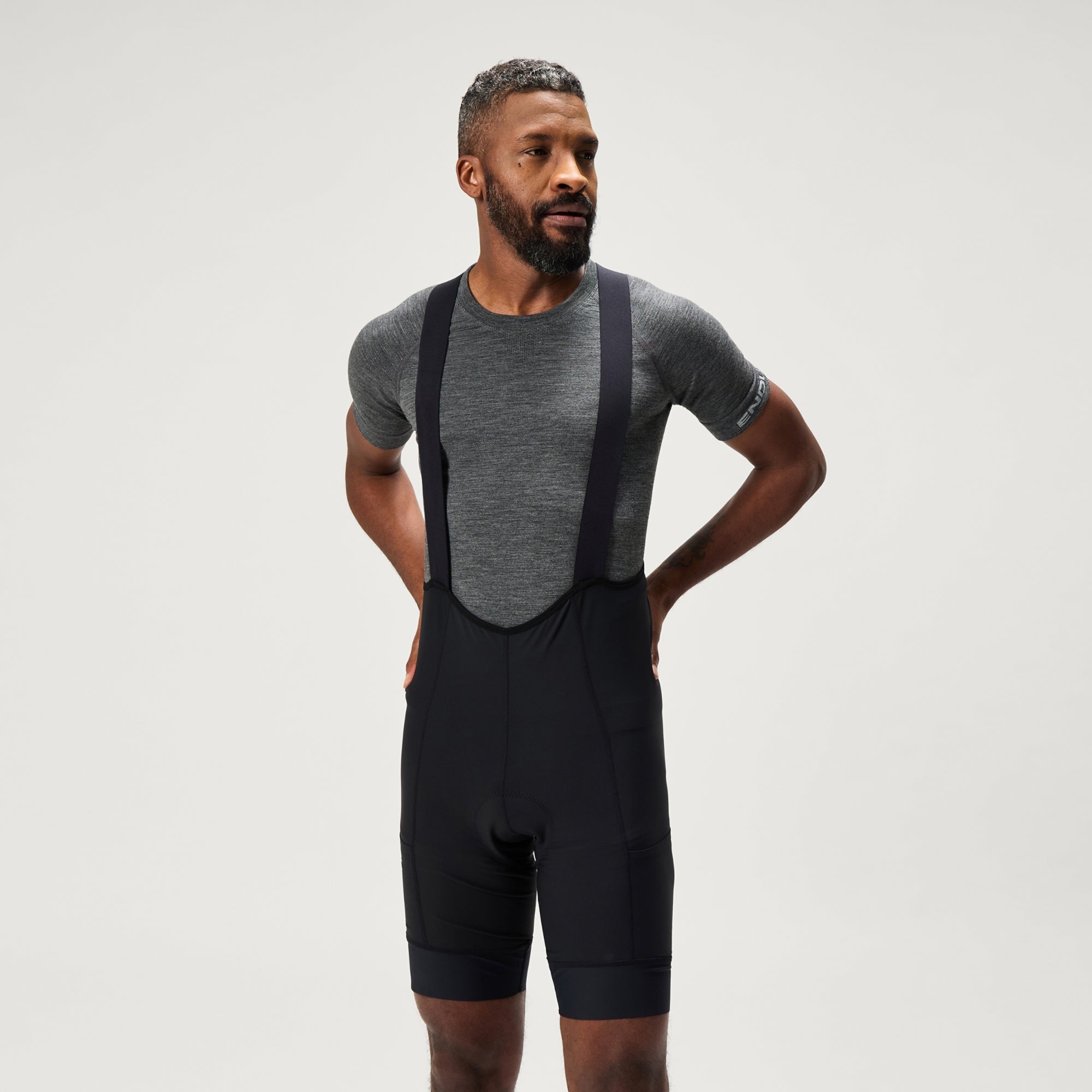 Endura Loop Bibshort pyöräilyshortsit