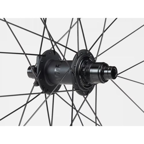 Bontrager Line Comp 30 TLR Boost 29" takakiekko 2